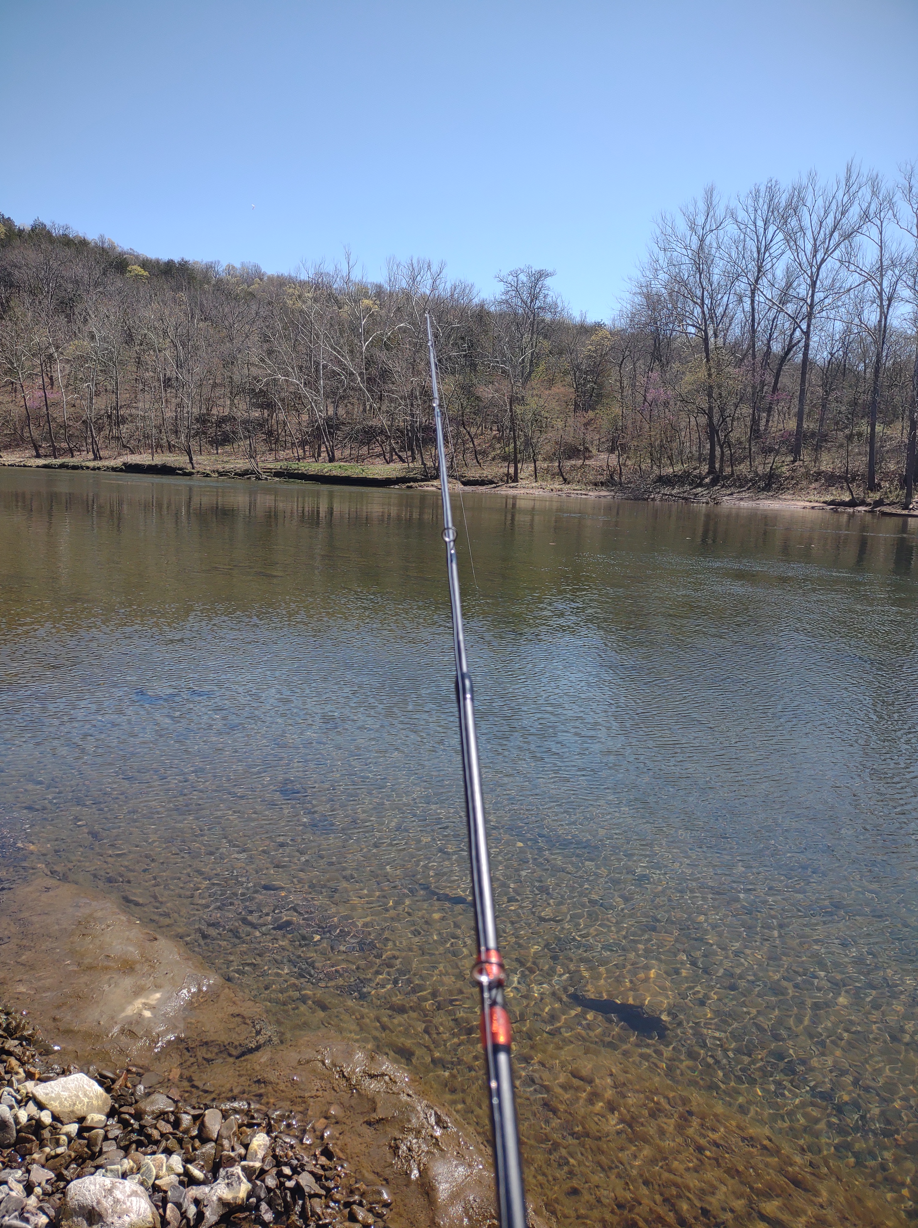 This image has an empty alt attribute; its file name is fishing-1.jpg